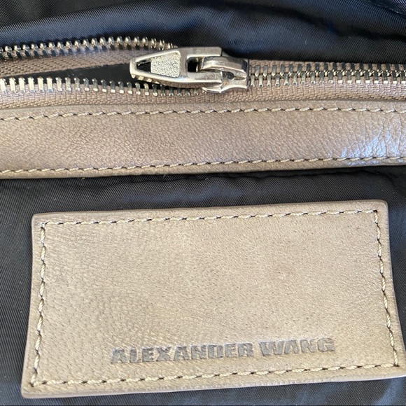 ALEXANDER WANG Lambskin Trudy zip around Tote gray - Picture 12 of 16